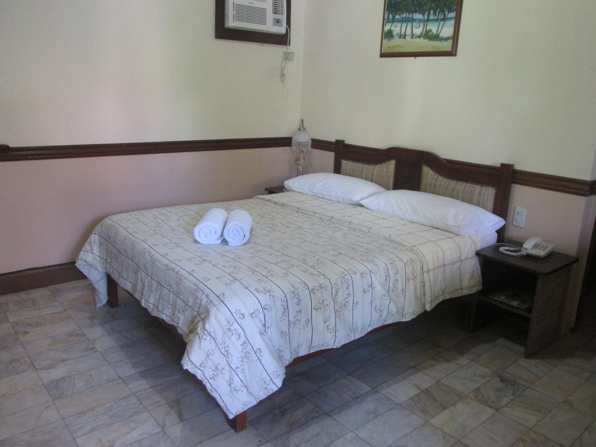 Tonglen Beach Resort Balabag  Εξωτερικό φωτογραφία